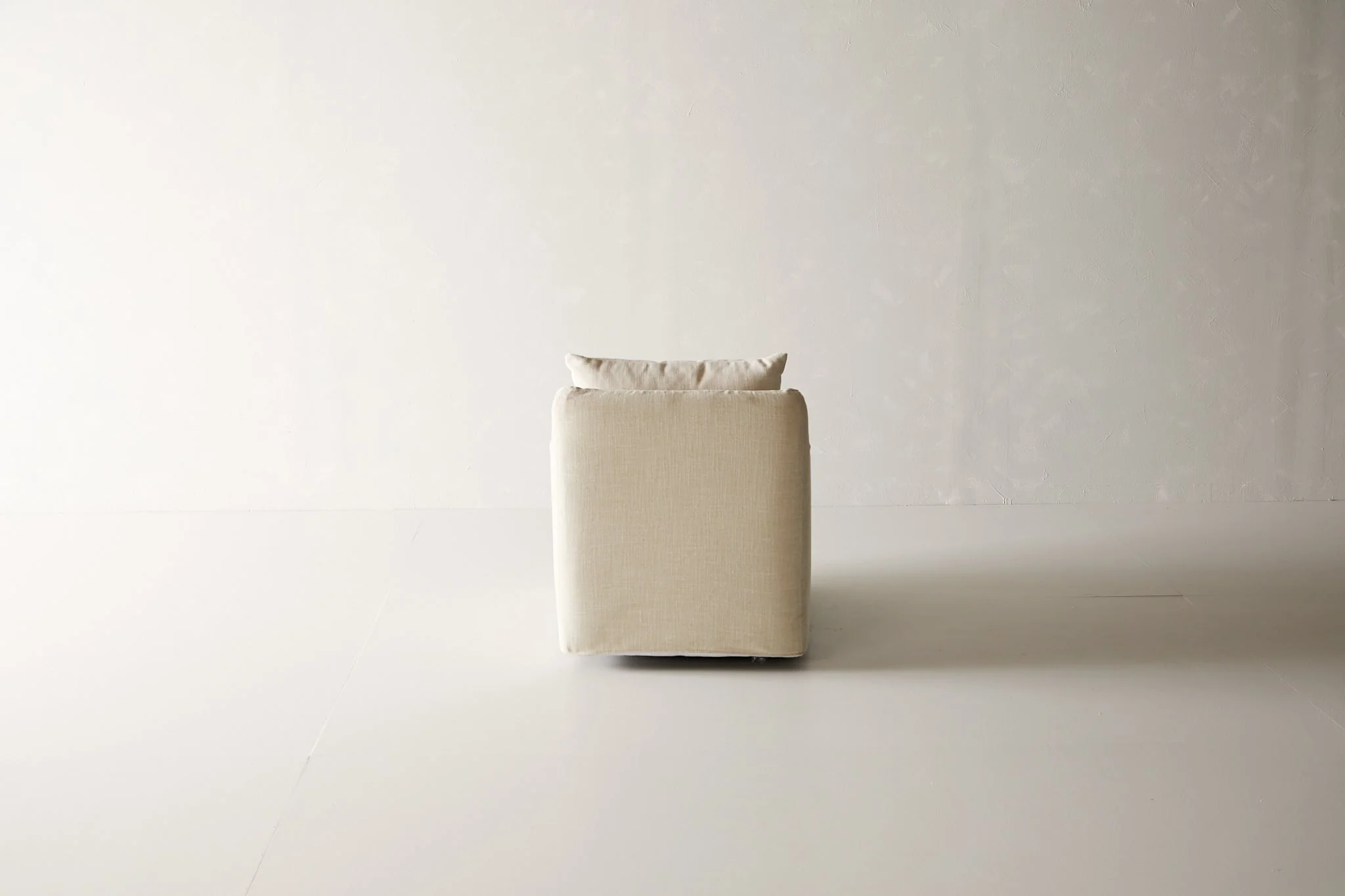 Bonnie Swivel Chair - Image 5